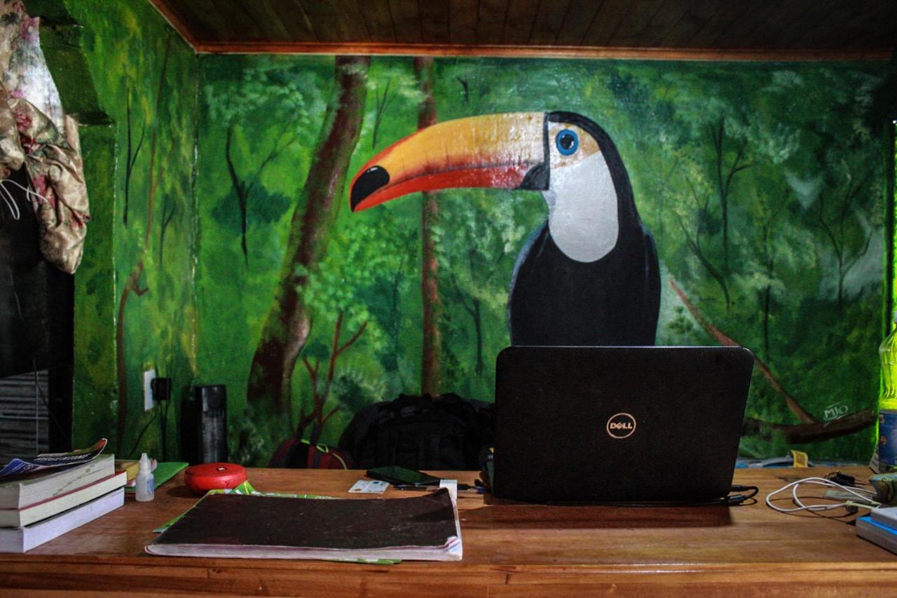 Hostel Krieger Hauss Puerto Iguazú Esterno foto