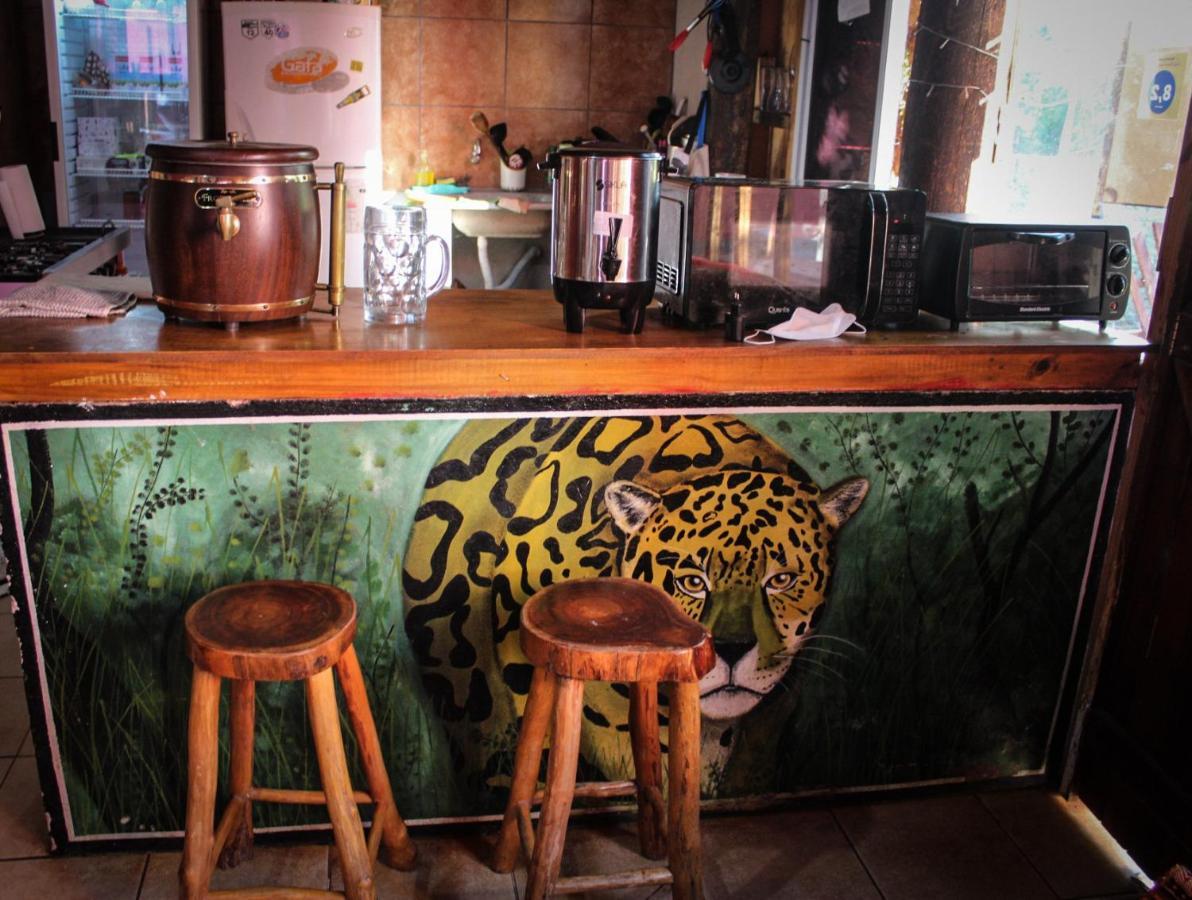 Hostel Krieger Hauss Puerto Iguazú Esterno foto